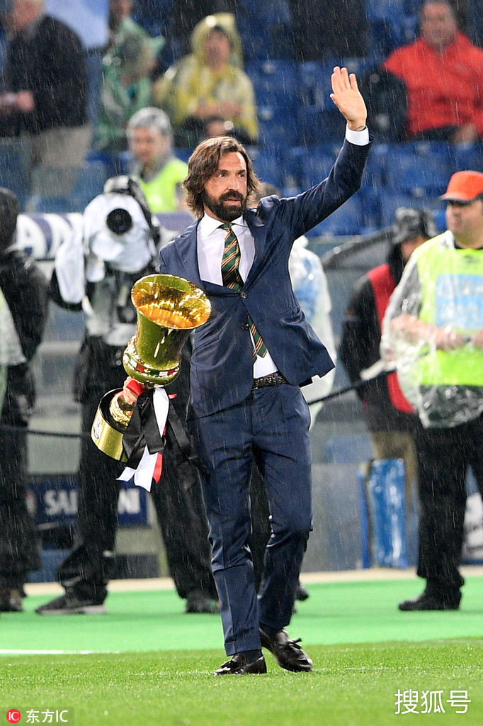 阿扎伦卡迎来十五赛季出色发挥，西班牙队观众热烈欢呼！的简单介绍九游热门游戏