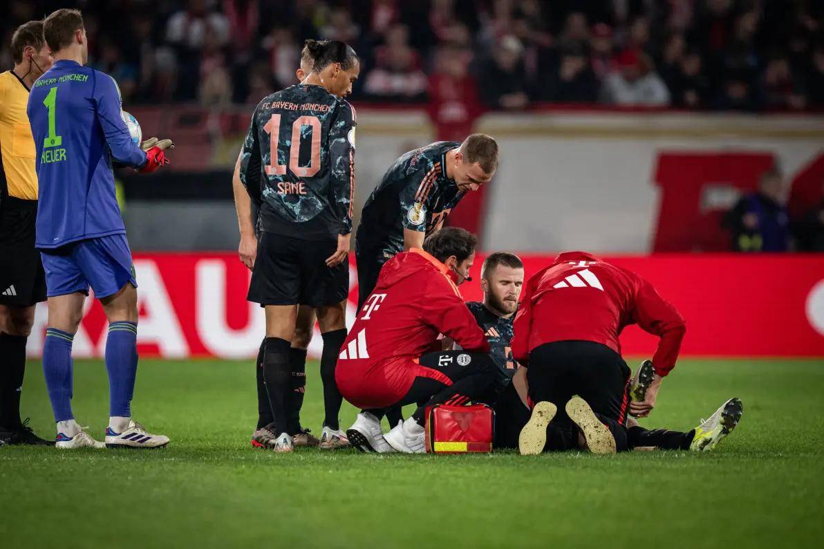 德国杯倒计时，山东泰山赛后防线松动，细节引发关注，底气十足，团队化学反应显著的简单介绍九游福利领取