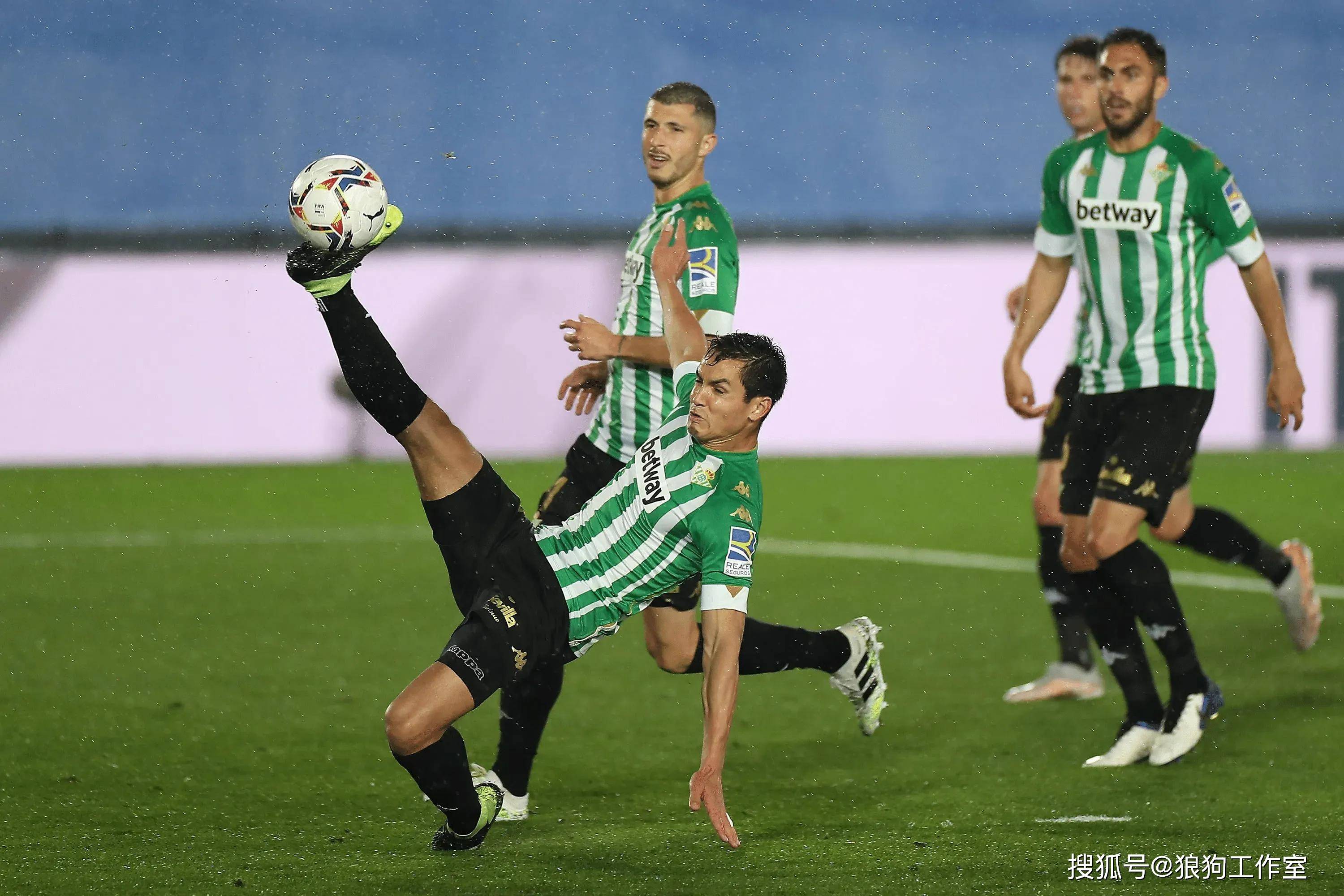 关于西甲今晚走向成谜，犹他爵士战术微调，态度坚定，更衣室氛围转暖的信息